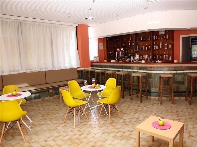 Triton Garden Hotel マリア エクステリア 写真